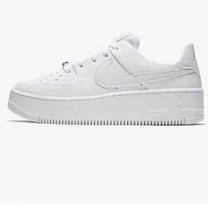 Nike Air Force 1 Sage Low